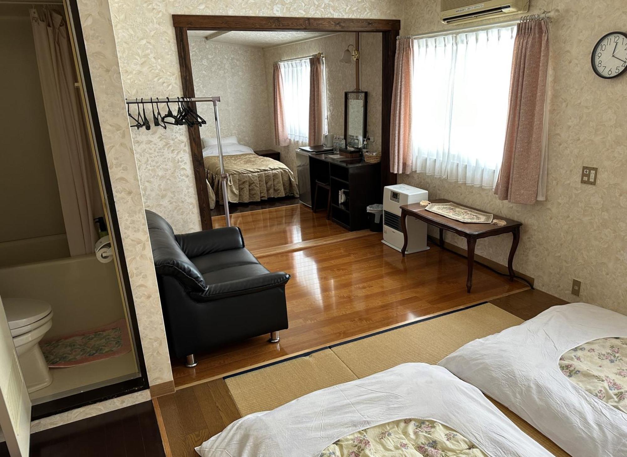 Natural Hot Spring Hakuba Symphony Exterior photo